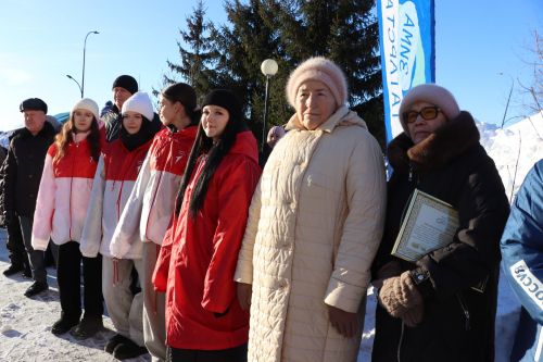В сквере Журналистов города Нурлат открыли «Древо дружбы»