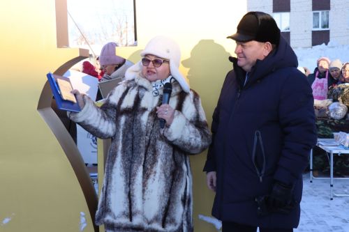 В сквере Журналистов города Нурлат открыли «Древо дружбы»
