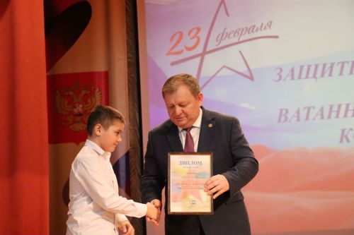 В Нурлате торжественно отметили День защитника Отечества