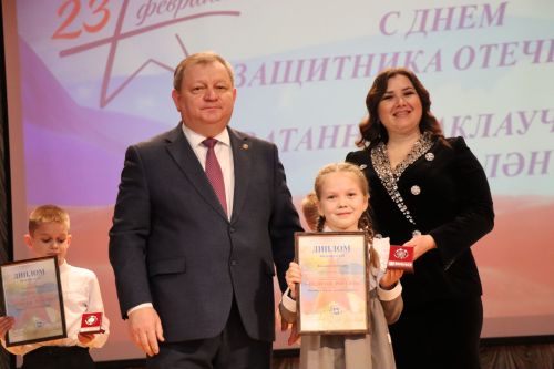 В Нурлате торжественно отметили День защитника Отечества