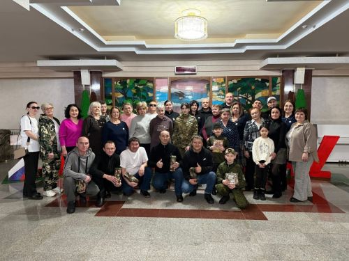 «Он навсегда остался 24-летним героем»: в день рождения Айрата Бисенова его маме вручили удостоверение волонтера