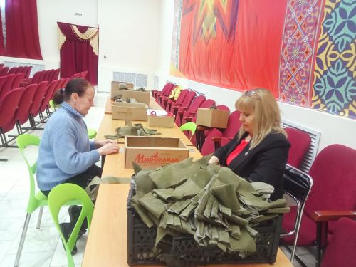 Золотые руки Нурлата: как активисты Дома Дружбы народов помогают фронту