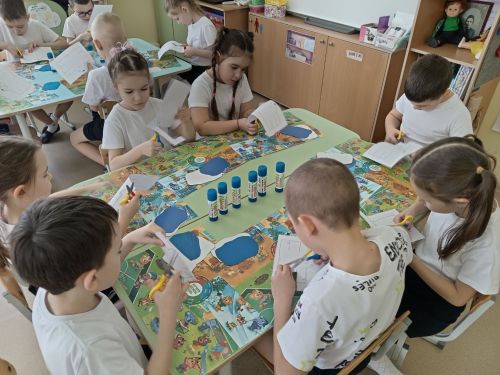 Воспитанники детского сада «Буратино» отметили День белого медведя
