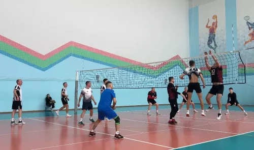 Волейбольный турнир на Кубок района выявил сильнейшие команды