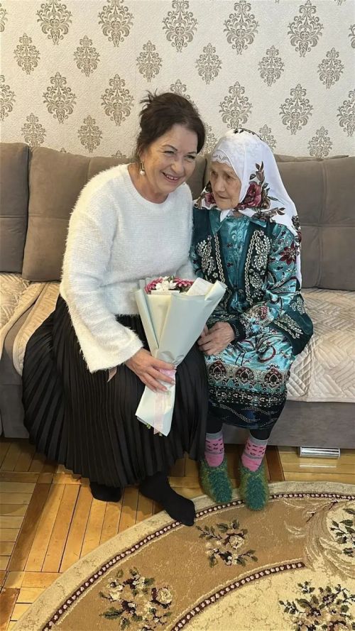 Долгожительница из Нижнего Нурлата отметила 90-летний юбилей