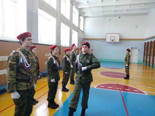 В школе №4 Нурлата прошел смотр строя и песни «Красив в строю, силен в бою!»