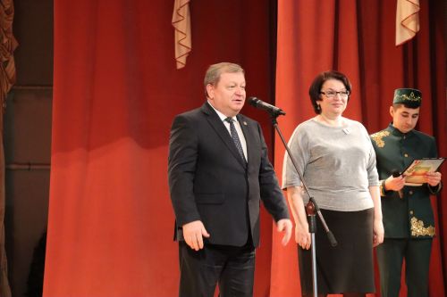 Нурлатцы стали победителями зонального этапа конкурса «Женщина года. Мужчина года: женский взгляд»