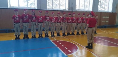 В школе №4 Нурлата прошел смотр строя и песни «Красив в строю, силен в бою!»