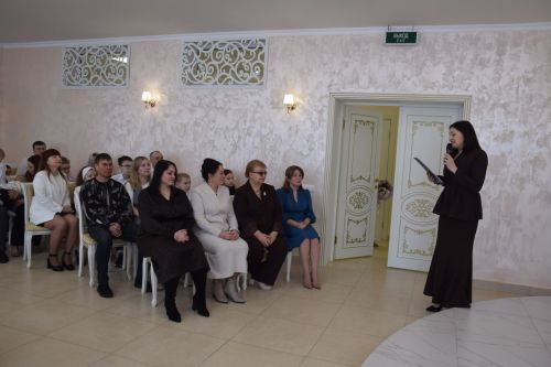 В Нурлате зажегся «Семейный очаг»: открылся первый клуб молодой семьи