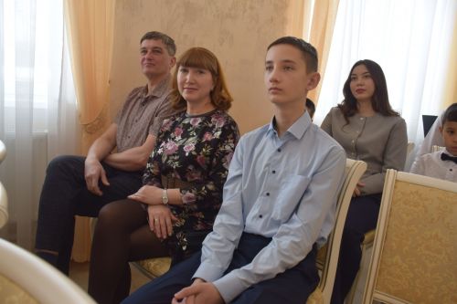 В Нурлате зажегся «Семейный очаг»: открылся первый клуб молодой семьи