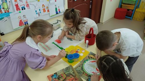 Праздник государственного символа: нурлатские дошкольники творчески отметили День герба Татарстана