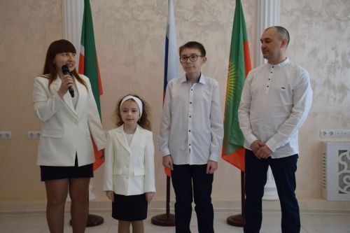 В Нурлате зажегся «Семейный очаг»: открылся первый клуб молодой семьи