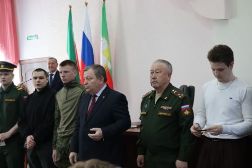 Нурлатские срочники получили удостоверения ветеранов боевых действий