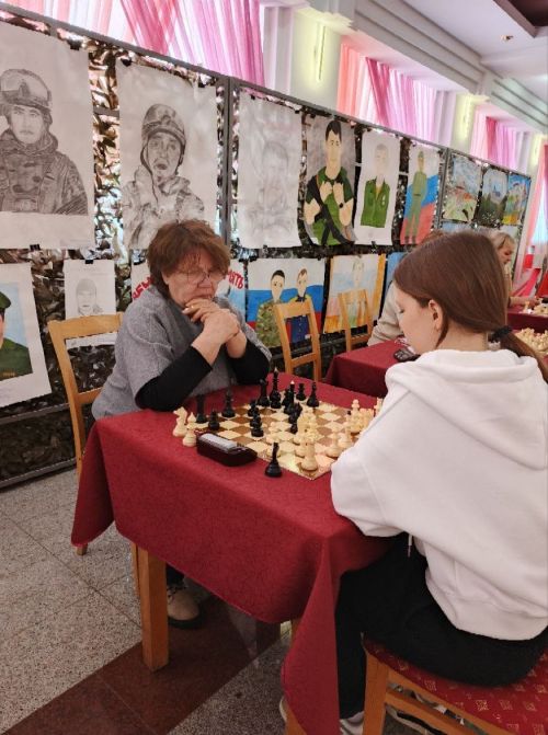 В Нурлате прошел праздничный турнир по шахматам и шашкам среди женщин