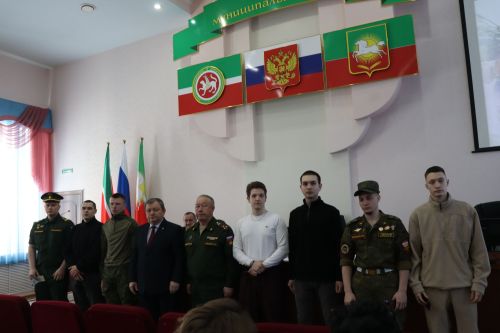 Нурлатские срочники получили удостоверения ветеранов боевых действий