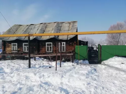 Вчера вечером в селе Богдашкино горел частный дом