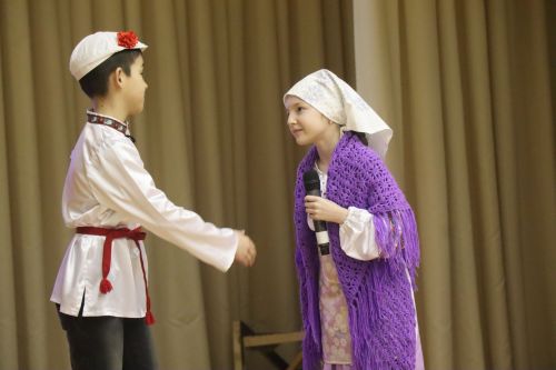 В Нурлате проходит фестиваль детского народного творчества «Без бергэ»