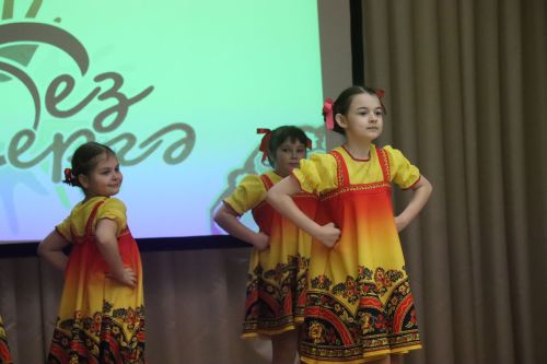 В Нурлате проходит фестиваль детского народного творчества «Без бергэ»