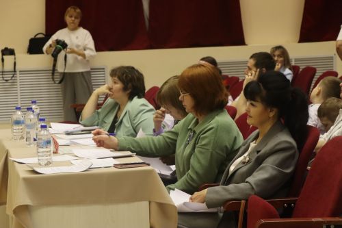 В Нурлате проходит фестиваль детского народного творчества «Без бергэ»