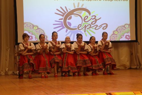 В Нурлате проходит фестиваль детского народного творчества «Без бергэ»