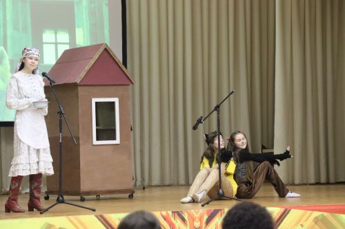 В Нурлате проходит фестиваль детского народного творчества «Без бергэ»