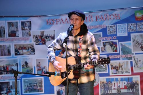 В Нурлате прошел благотворительный концерт в поддержку участников СВО «Время героев»