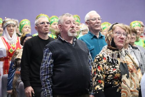 В Нурлате прошел благотворительный концерт в поддержку участников СВО «Время героев»