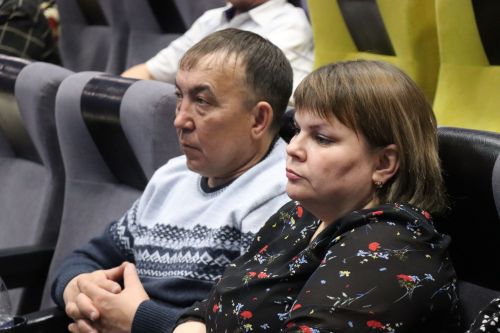 В Нурлате прошел благотворительный концерт в поддержку участников СВО «Время героев»