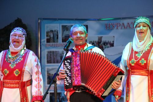 В Нурлате прошел благотворительный концерт в поддержку участников СВО «Время героев»