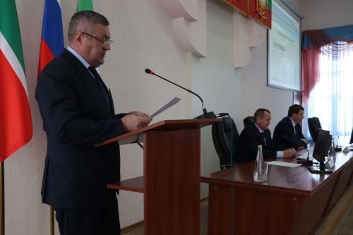 В Нурлатском районе обсудили усиление мер по противодействию коррупции