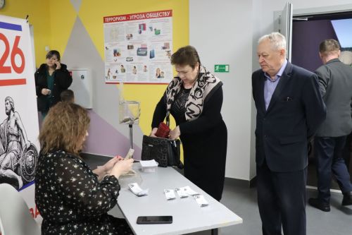 В Нурлате прошел благотворительный концерт в поддержку участников СВО «Время героев»