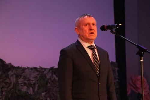 В Нурлате прошел благотворительный концерт в поддержку участников СВО «Время героев»