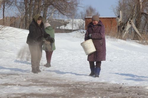 В Якушкинском поселении Нурлатского района готовятся к паводку: чернение льда и круглосуточное дежурство