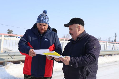 В Якушкинском поселении Нурлатского района готовятся к паводку: чернение льда и круглосуточное дежурство