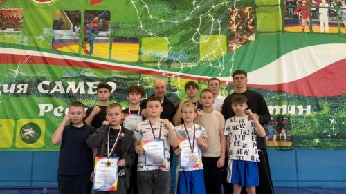 Около 100 юных кикбоксеров поборолись за победу в первенстве Нурлатского района