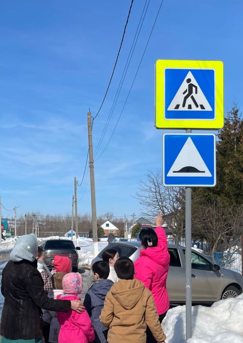 Каникулы без ДТП: нурлатским детям устроили урок безопасности на улице