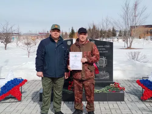 В Нурлате состоялся митинг по случаю Дня войск национальной гвардии РФ