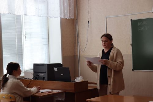 В Нурлате родители сели за парты: в районе прошла акция «Сдаем вместе. День сдачи ЕГЭ родителями»