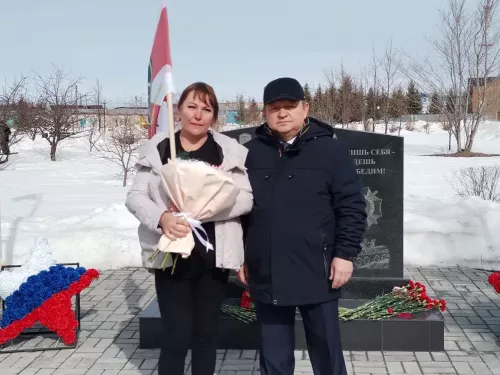 В Нурлате состоялся митинг по случаю Дня войск национальной гвардии РФ