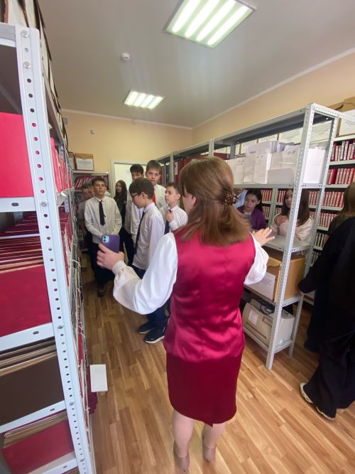 Урок «Семьеведение» для гимназистов прошел во Дворце бракосочетания Нурлатского района