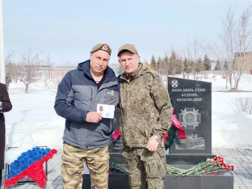 В Нурлате состоялся митинг по случаю Дня войск национальной гвардии РФ