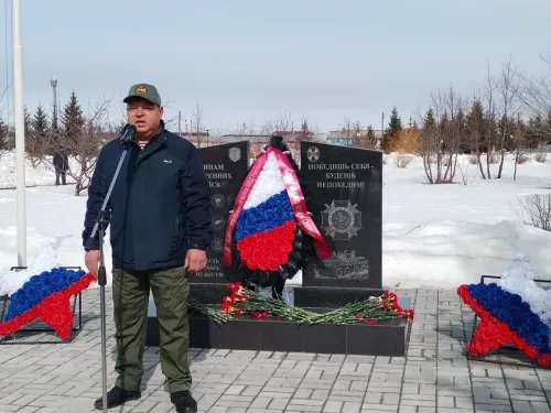 В Нурлате состоялся митинг по случаю Дня войск национальной гвардии РФ