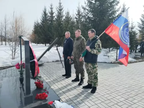 В Нурлате состоялся митинг по случаю Дня войск национальной гвардии РФ
