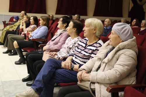 В Нурлате патриотическим концертом поддержали бойцов СВО и их семьи