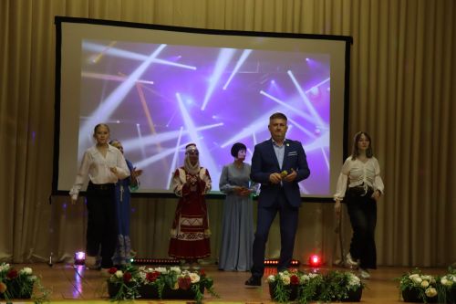 В Нурлате патриотическим концертом поддержали бойцов СВО и их семьи