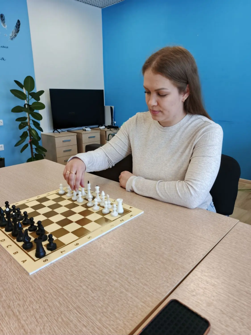 Галия Мухтасимова стала двукратной чемпионкой района по шахматам
