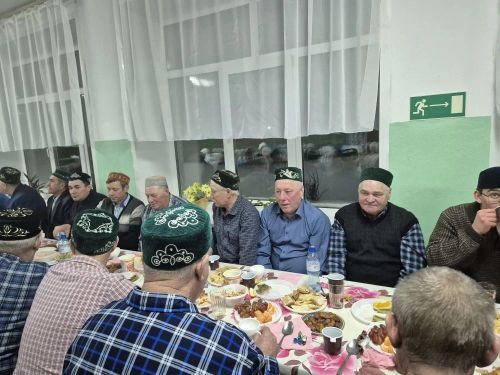 В селе Степное Озеро прошел очередной коллективный ифтар