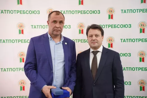 Нурлатец удостоился высокой награды