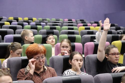 Подвиг, не имеющий возраста: в Нурлате прошла интерактивная программа «Дети-герои»