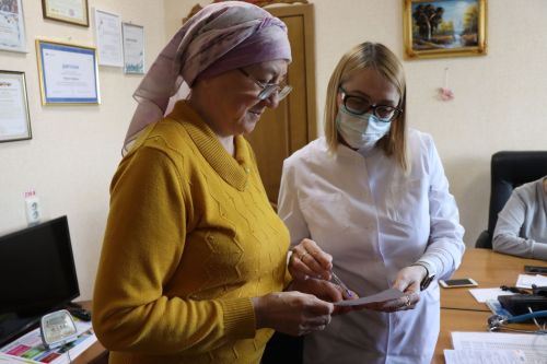 Коллектив «Нурлат-информа» по традиции диспансеризацию прошел на рабочем месте